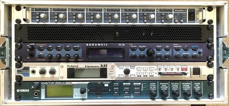 LIVE RACK 02 (Front Vue) x