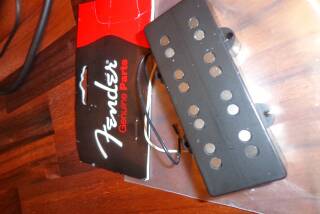 Fender Deluxe Precision Bass Humbucker