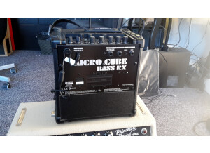 Roland Microcube Bass b1
