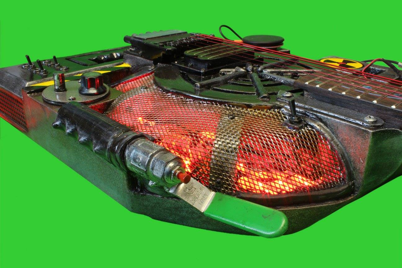 Devil &amp; Sons Protoncaster Mk I : 13692864 1788351568066613 1883615474804433469 o