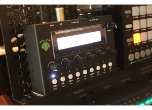 Micromonsta 2tof 003