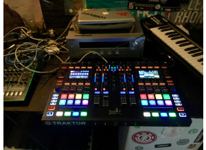 Native Instruments Traktor Kontrol S8 (67508)