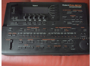 Roland RA-800 (74169)