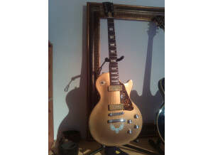 Gibson Les Paul Studio '60s Tribute - Worn Gold Top (94820)