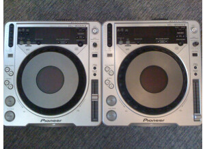 Pioneer CDJ-800MK2