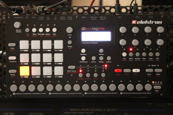 Elektron Analog Rytm : Analog Rytm V130 2tof 001.JPG Elektron Analog Rytm : Analog Rytm V130 2tof 001.JPG