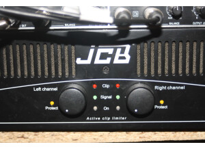 JCB x 300 (38371)