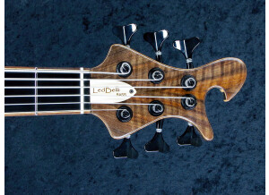 LedBelli Bass Guitars Majestic (77491)