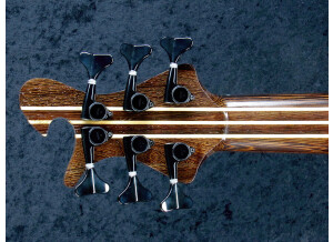 LedBelli Bass Guitars Majestic (50599)