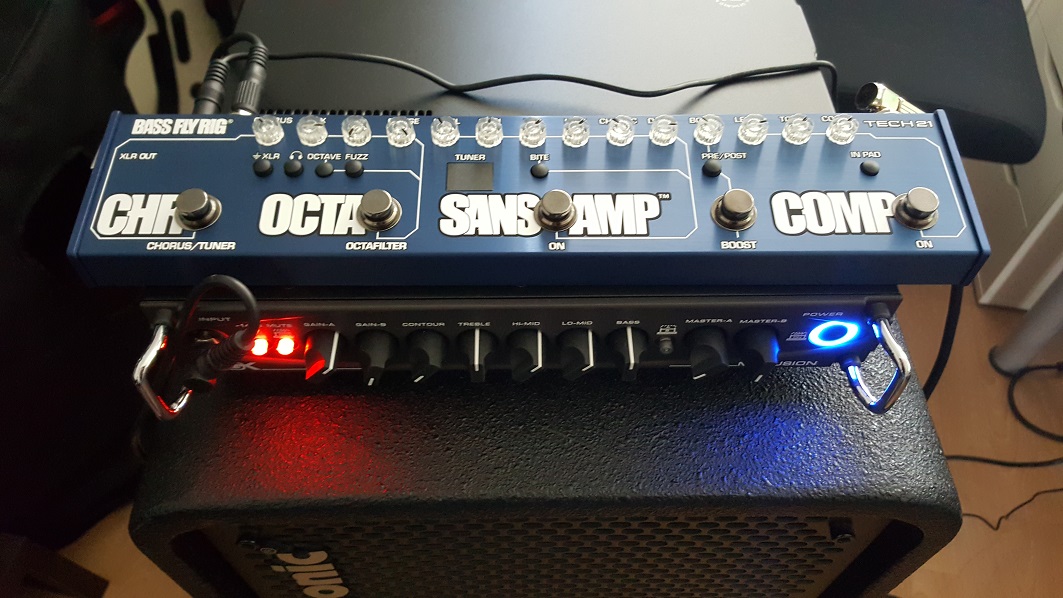 Tech 21 Bass Fly Rig