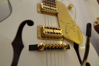 Gretsch G6136T White Falcon