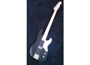 Fender Classic Player Cabronita Precision Bass (71719)