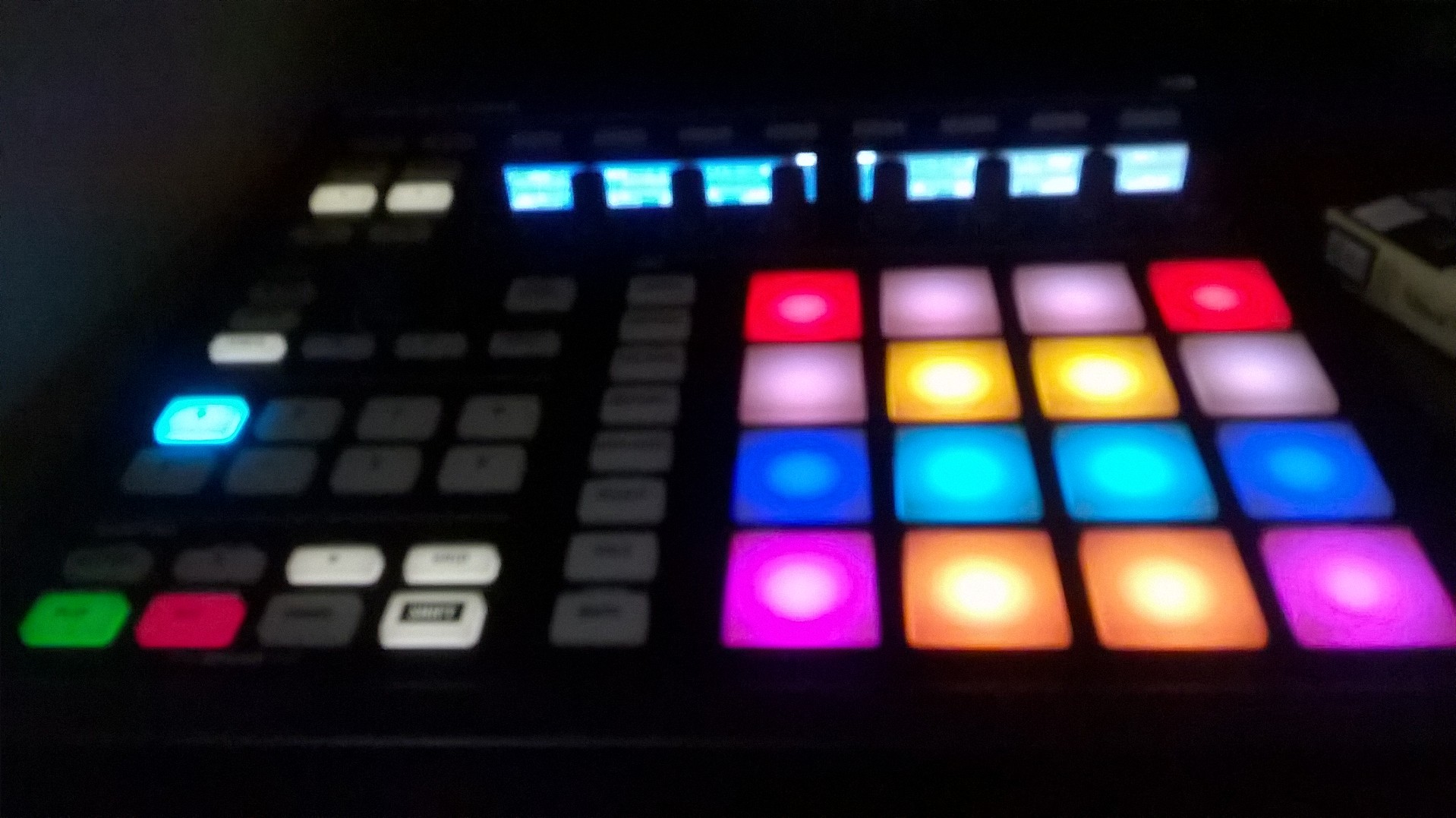Native Instruments Maschine MKII
