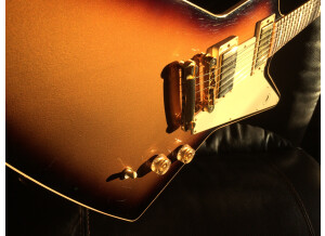Gibson Bill Kelliher 'Golden Axe' Explorer - Gold Burst (99200)