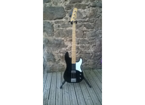 Fender Classic Player Cabronita Precision Bass (87865)