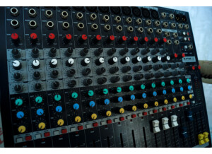 Soundcraft EPM12 (88622)