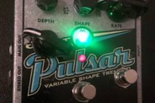 Electro-Harmonix Stereo Pulsar