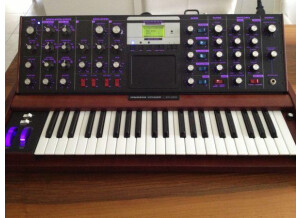 0001 minimoog voyager select series mahogany