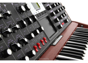 1600 VoyagerSIM detail16