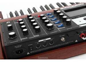 1600 VoyagerSIM detail19