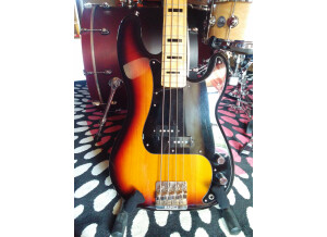 Fender Precision Bass Japan (6356)