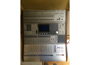Tascam DM-3200 (2194)