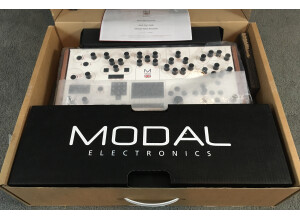 Modal Electronics 001 (28531)