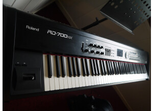 Roland RD-700NX (24624)