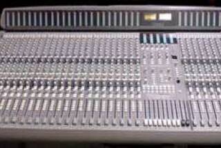 SoundTracs Topaz 32-8-6