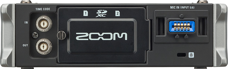 ZOOM F4 RearFacts 885