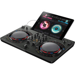 Pioneer DDJ-WeGO4 : ddj wego4 black set ipad angle Pioneer DDJ-WeGO4 : ddj wego4 black set ipad angle