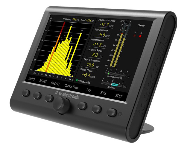 clarity m front persp rtaplusstereo