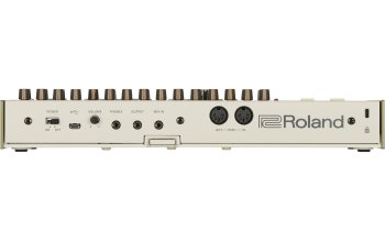 Roland TR-09 : tr 09 rear gal Roland TR-09 : tr 09 rear gal