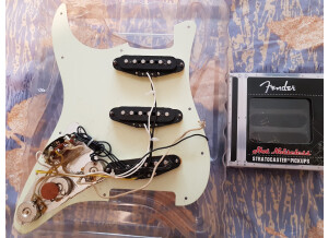 Fender Hot Noiseless Strat Pickups (5472)