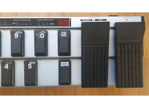 Behringer FCB1010 Midi Foot Controller (362)