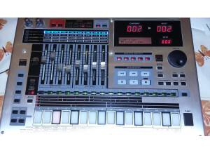 Roland MC-808 (31696)