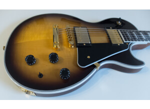Gibson Les Paul Classic Custom Light Front 3