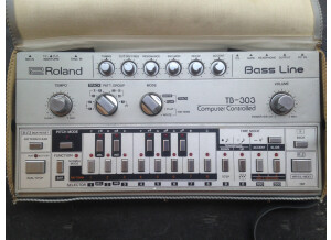 Roland TB-303 (98126)