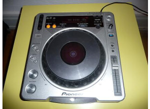 Pioneer CDJ-800MK2