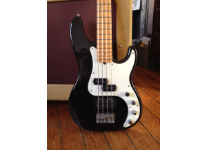 Fender American Deluxe Precision Bass [1998-2001] (75102)