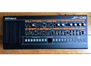 Roland JP-08 (72997)