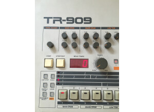 Roland TR-909 (91041)