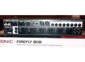 Phonic FireFly 808 (56358)