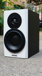 Dynaudio LYD 7 : Dynaudio LYD 7 4 Dynaudio LYD 7 : Dynaudio LYD 7 4
