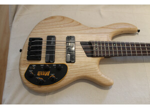 Test Cort Artisan Photo B4 4