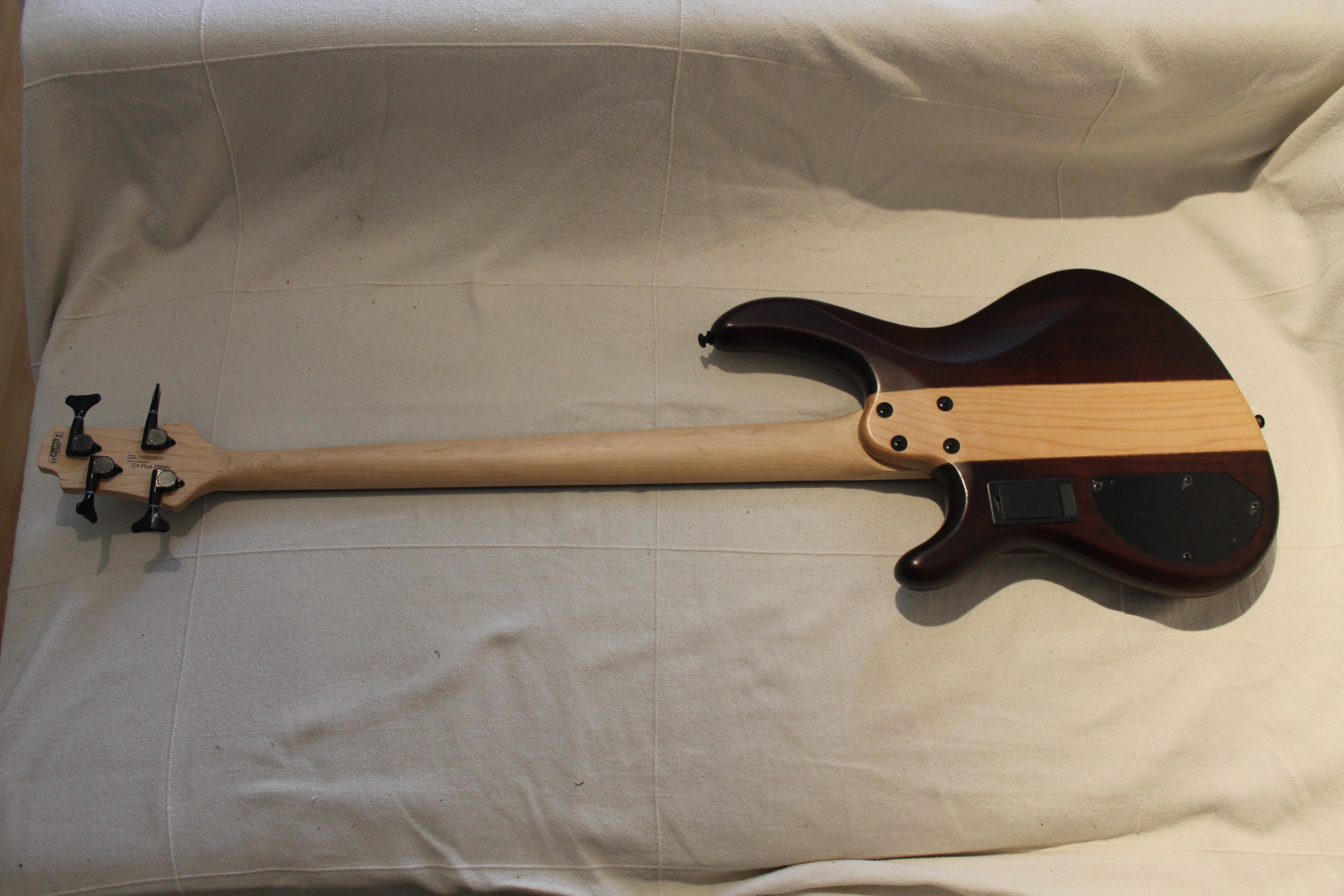 Cort C4 Plus ZBMH : Test Cort Artisan Photo C4 12.JPG