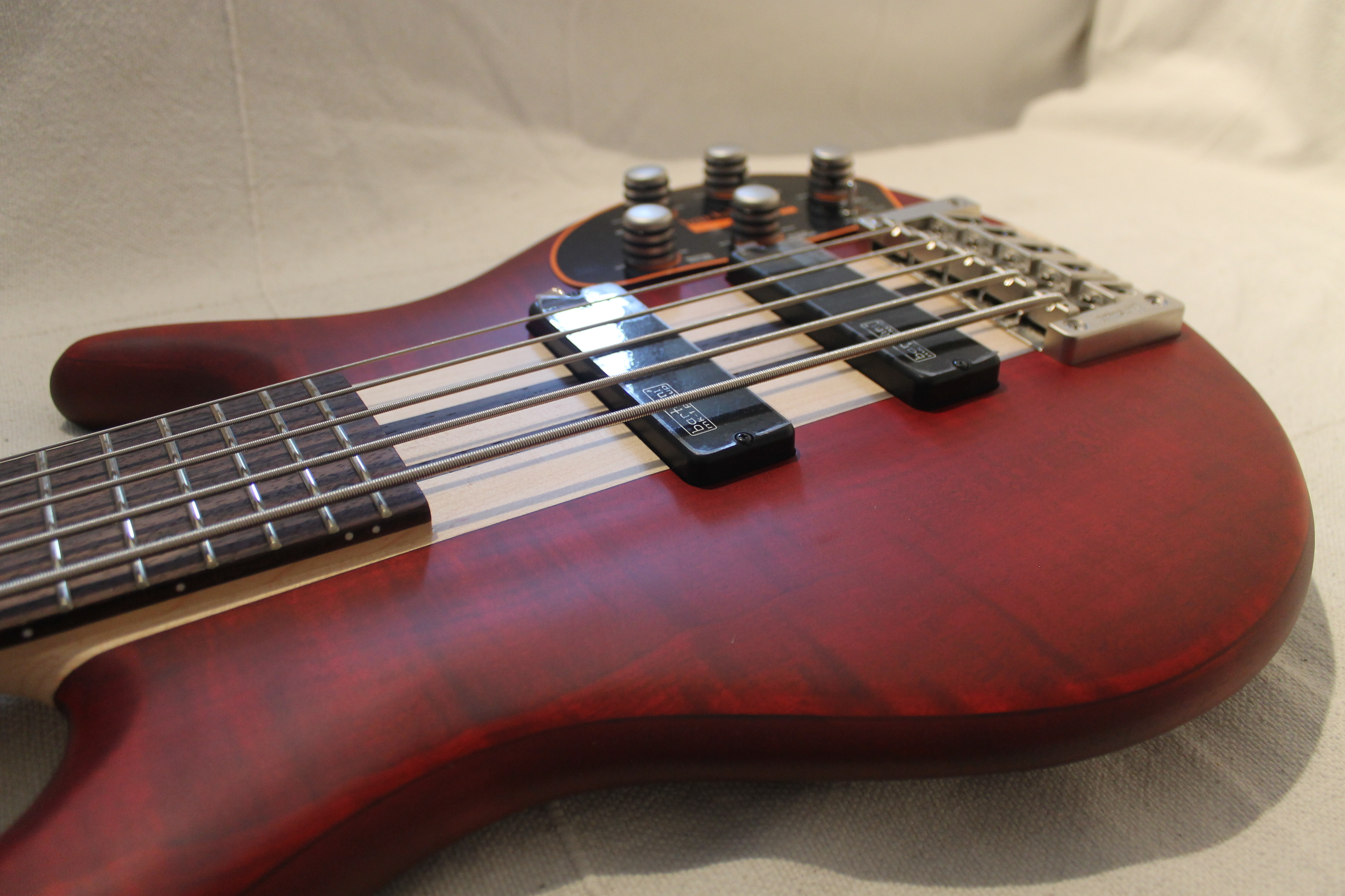 Cort A5 Plus FMMH : Test Cort Artisan Photo A5 9.JPG