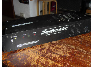 Studiomaster 16/4/2 (53942)