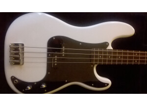 Squier Vintage Modified Precision Bass (89111)