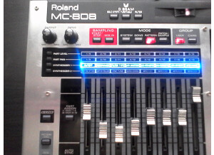 Roland MC-808 (73142)